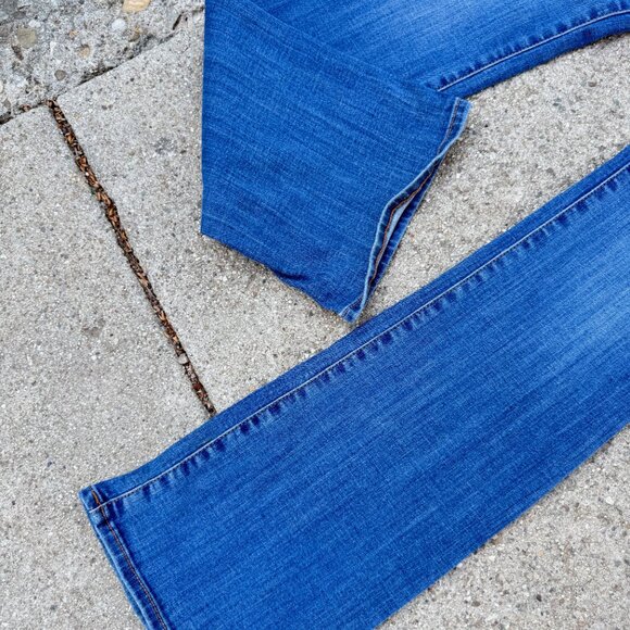 Joe’s Jeans Mid Rise Bootcut | Classic Medium Wash Stretch Denim Women's 28 - Picture 14 of 16